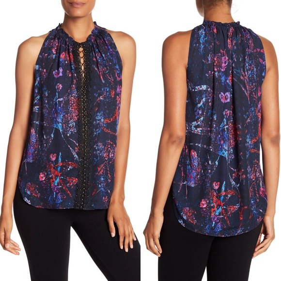 Elie Tahari Tops - Elie Tahari Bessie Silk  Blouse Top Abstract Print